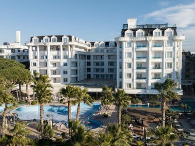 Fafa Premium Resort - Golem, Albanië