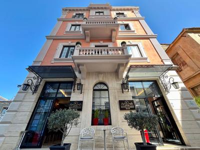 Hotel Kloest - Durrës, Albanië