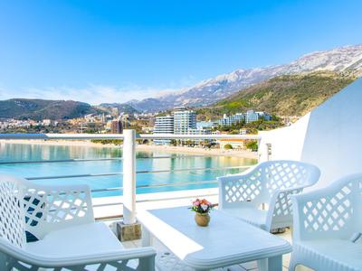 Ponta - Rafailovici, Montenegro
