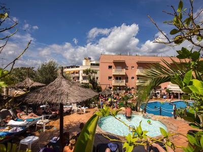 Alba Seleqtta - Lloret de Mar, Spanje