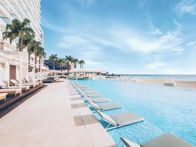 Iberostar Selection Coral Cancún (ex Coral Level at Iberostar Selection Cancun) - Cancún Hotelzone km 9-20, Mexico