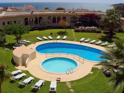 Clube Maria Luisa - Olhos d'Agua, Portugal