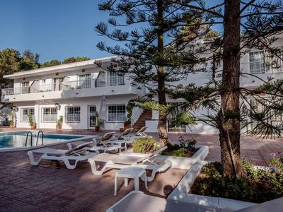 Hostal Es Pi - Playa de Migjorn, Spanje