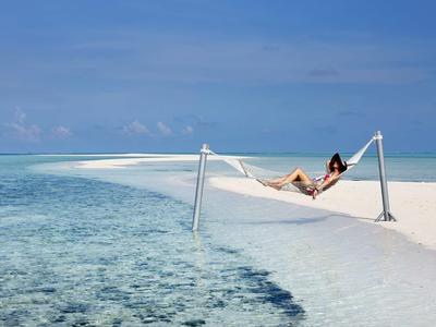 Gangehi Island Resort - Diverse Ari Atol, Malediven