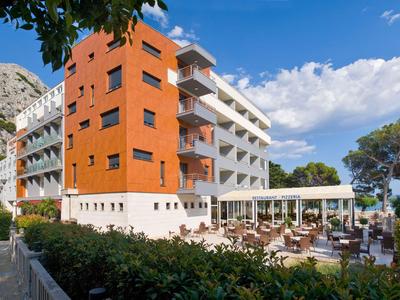 Plaza Omis - Omis, Kroatië