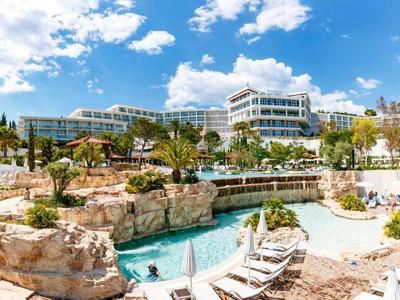 Amfora Hvar Grand Beach Resort - Hvar, Kroatië