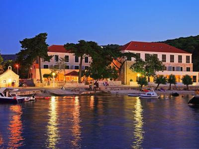 Lipa - Postira, Kroatië