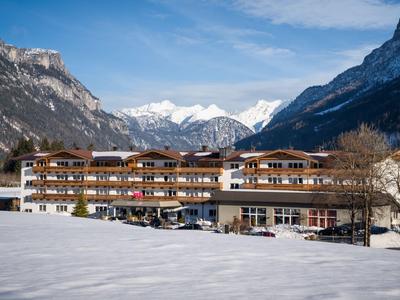 elaya hotel steinplatte, Trademark by Wyndham - Waidring, Oostenrijk