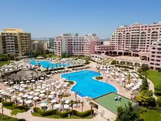 DIT Majestic Beach Resort 