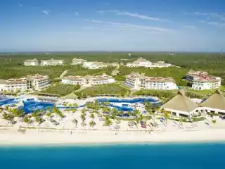 BlueBay Grand Esmeralda