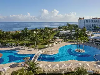 Bahia Principe Luxury Runaway Bay
