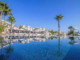 Unique Residence Hotel Golf & Spa (ex Wyndham Residences Kusadasi Golf Spa)