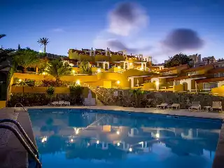 Apartamentos LIVVO Punta Marina