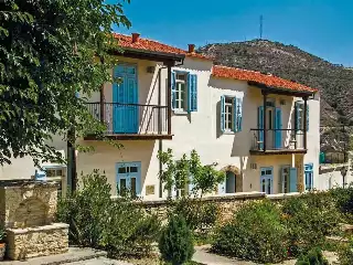 The Library Hotel & Wellness Resort