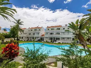 Los Rosales Apartamentos